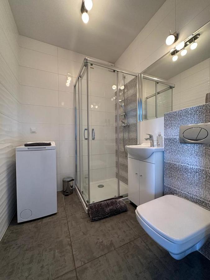 Premium Centrum 900M Targi Kielce 4 Km Ngoại thất bức ảnh